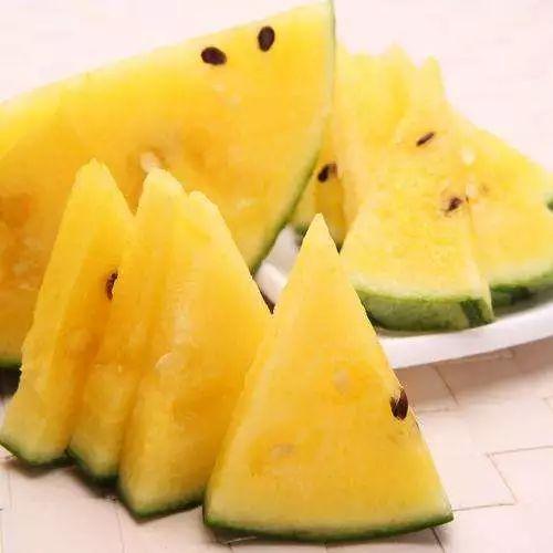 黑农工吃瓜,揭秘农村生活新风尚