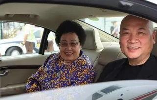 姐弟门吃瓜,揭秘娱乐圈背后的那些事儿