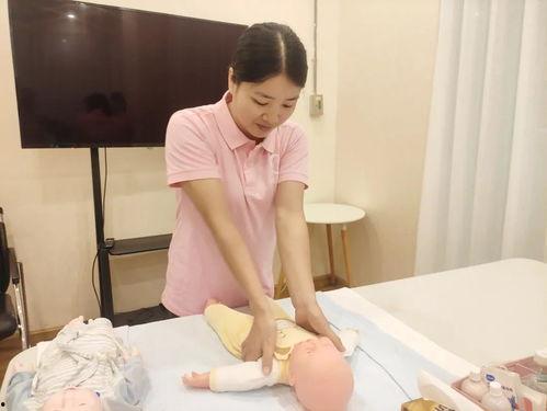 居家吃瓜拍照,定格生活美好瞬间