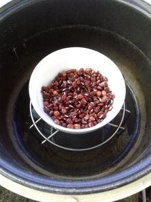 小豆吃哈密瓜,甜蜜滋味与成长故事